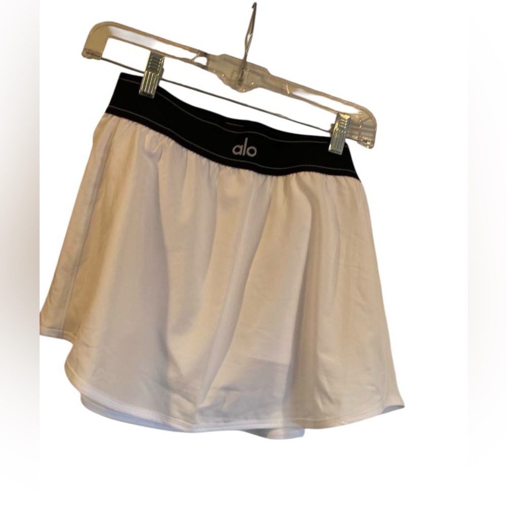 ALO Yoga White Skirt with Black Waistband